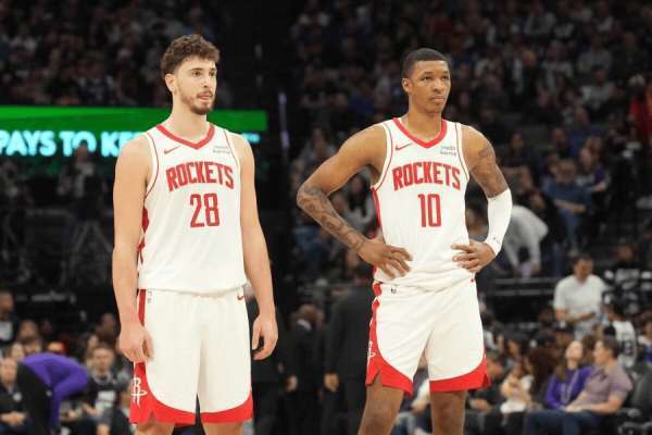 正牌后卫只, 自由球员市