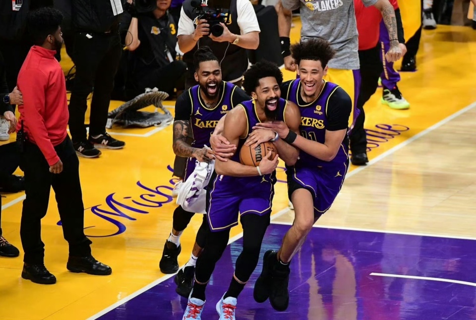 今年季前赛, 他去了以后, 其次回归老